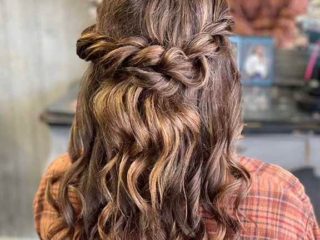 Tiffanys-Hair-Designs-new-hairstyle-4